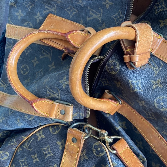 Authentic Vintage Louis Vuitton Keepall 55 - Picture 13 of 16